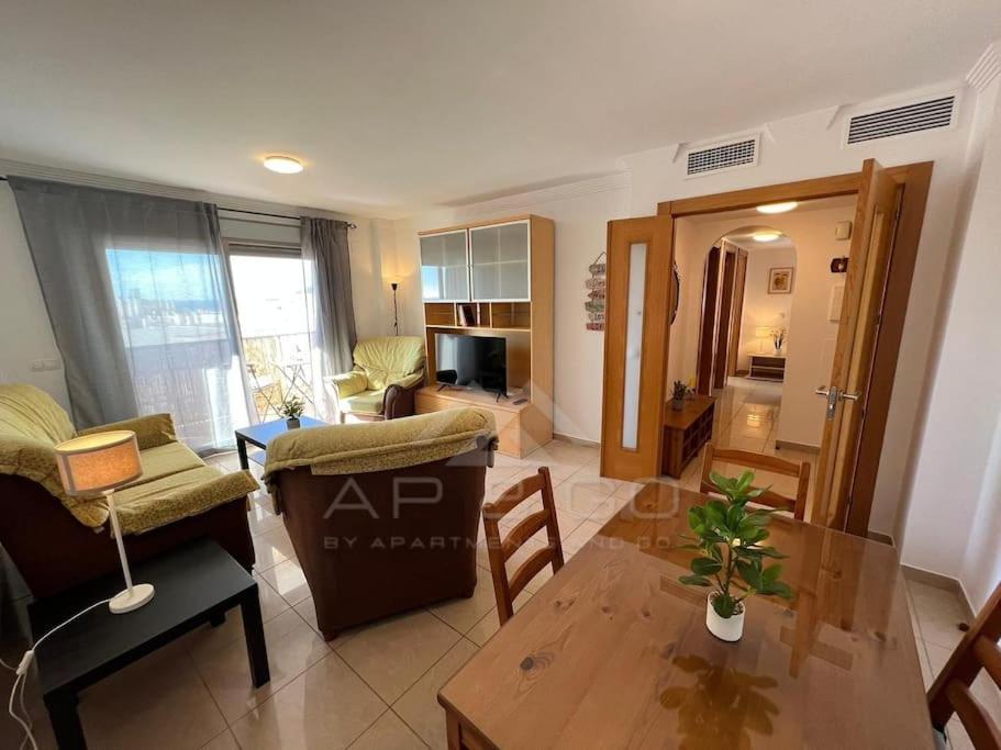 Apartment 5 Square *