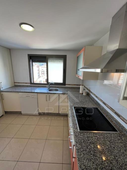 5 Square Apartment
