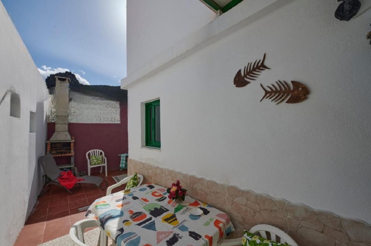 Holiday home Alojamiento Mar Y Sol Tamaduste Con Terracita Y Barbacoa A 12 Metros Del Mar *