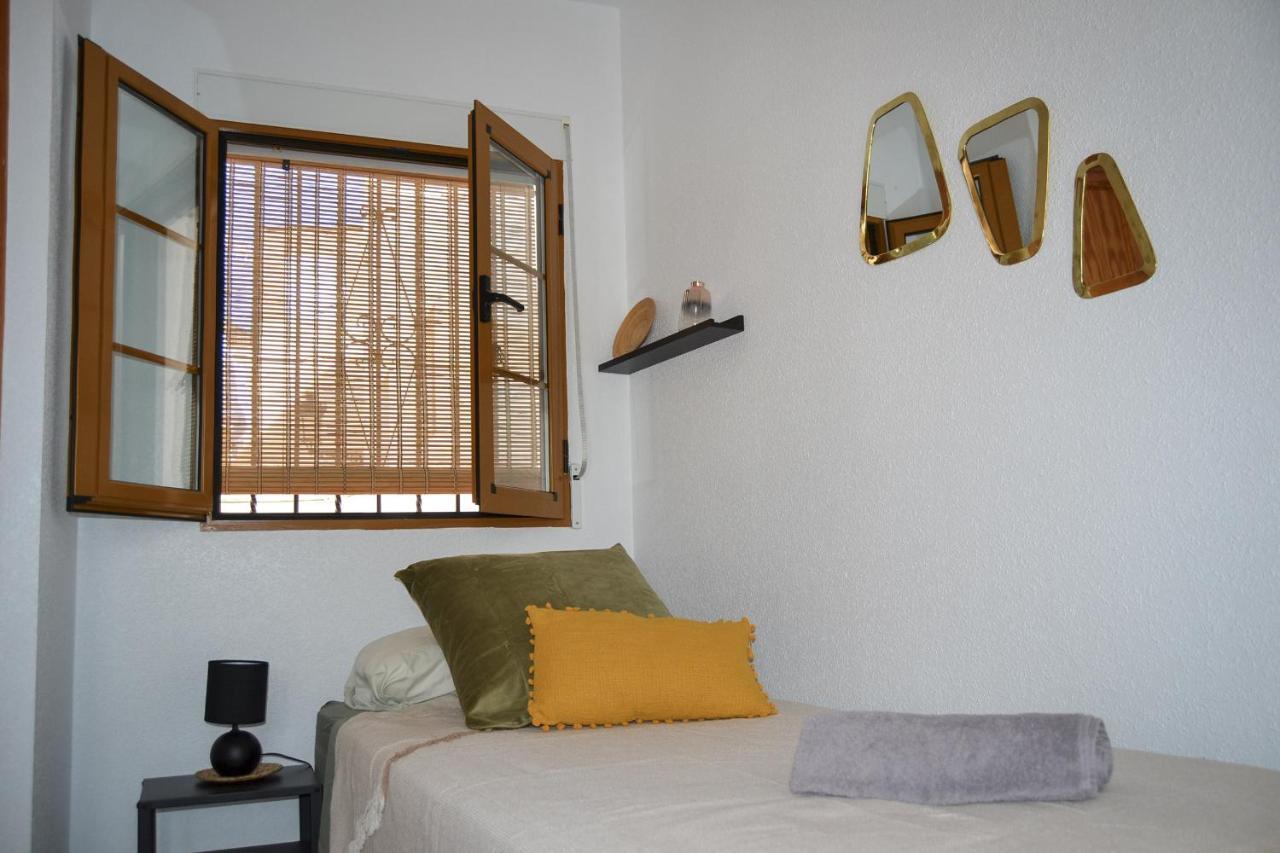Casa Tipica Y Terraza, Maison Andalouse, Typical House With Rooftop * Almunecar