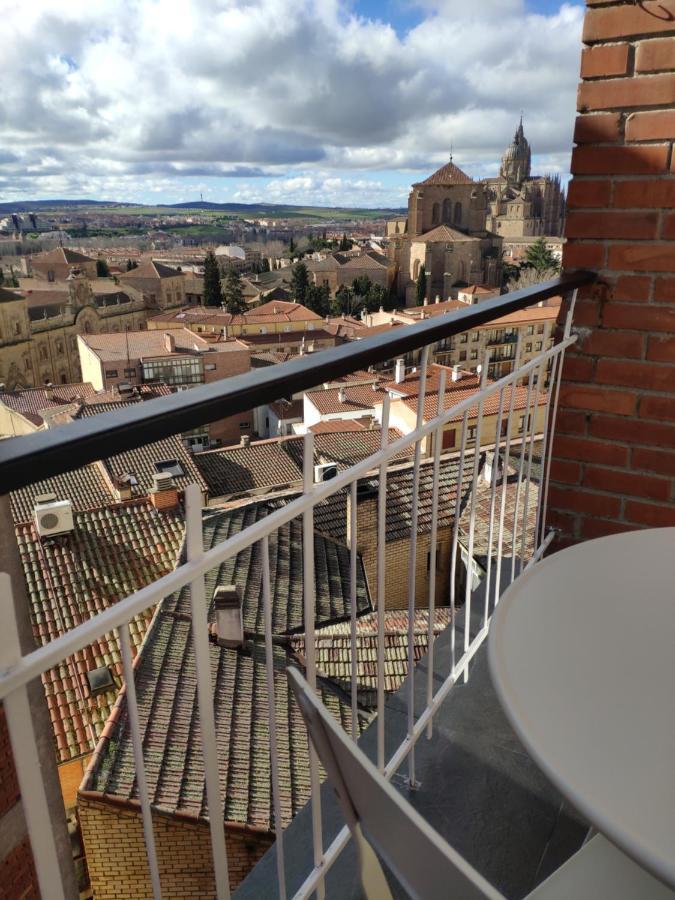 Apartamento ático Industrial Céntrico. Reformado. Aire Acond, Wifi *