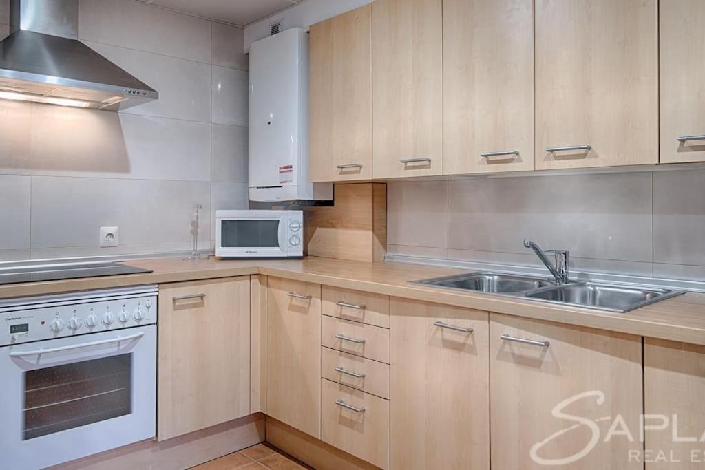 Saplan Real Estate Pensaueth Сasa de vacaciones