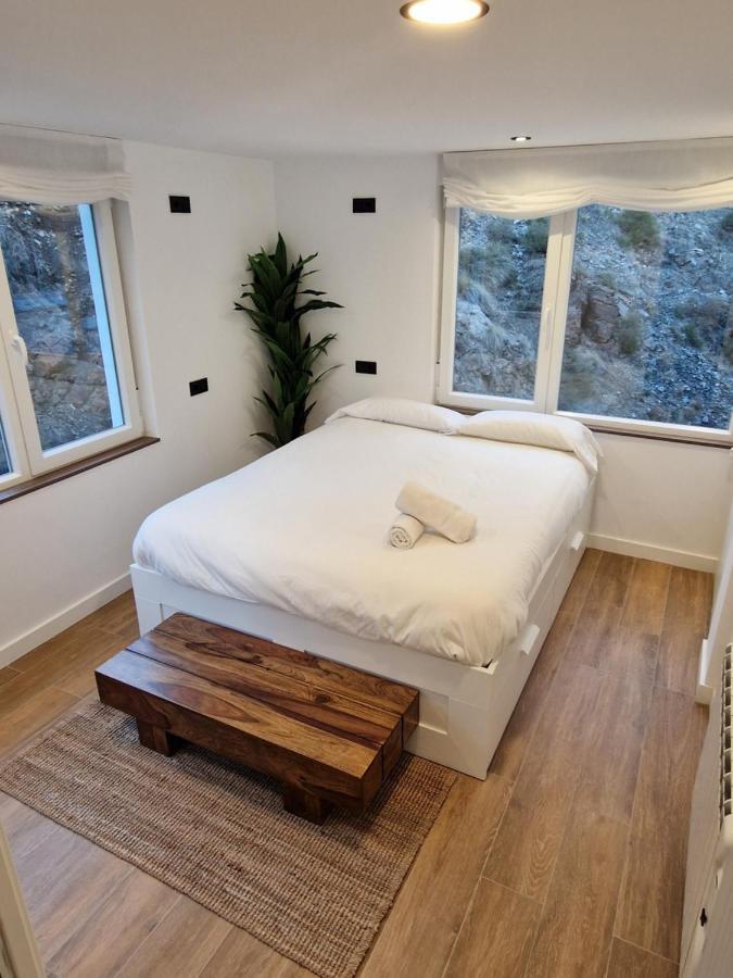 Brand New Very Cosy And Awesome Display Close To The Slope! Private Parking * Sierra Nevada