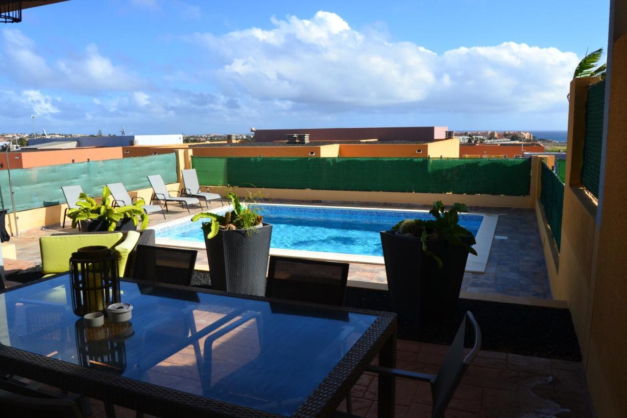 Golf Salinas Carlotta With Private Heated Pool With Additional Cost * Caleta De Fuste