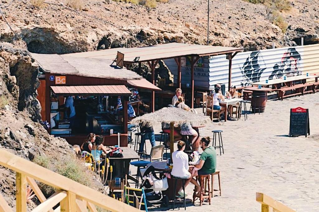 With 2 Bedrooms, Playa La Tejita Holiday home *
