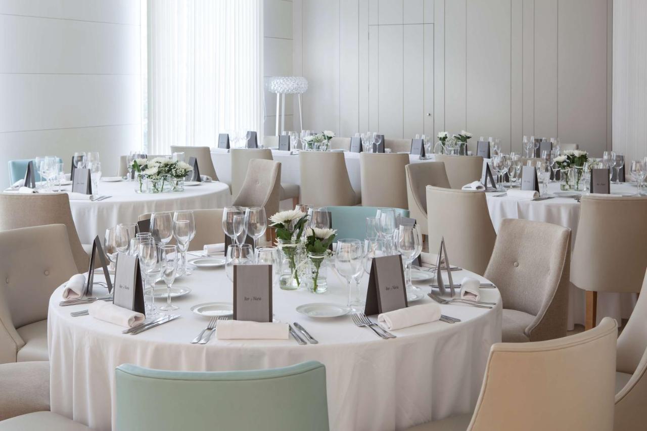 Nh Canciller Ayala Hotel 4*