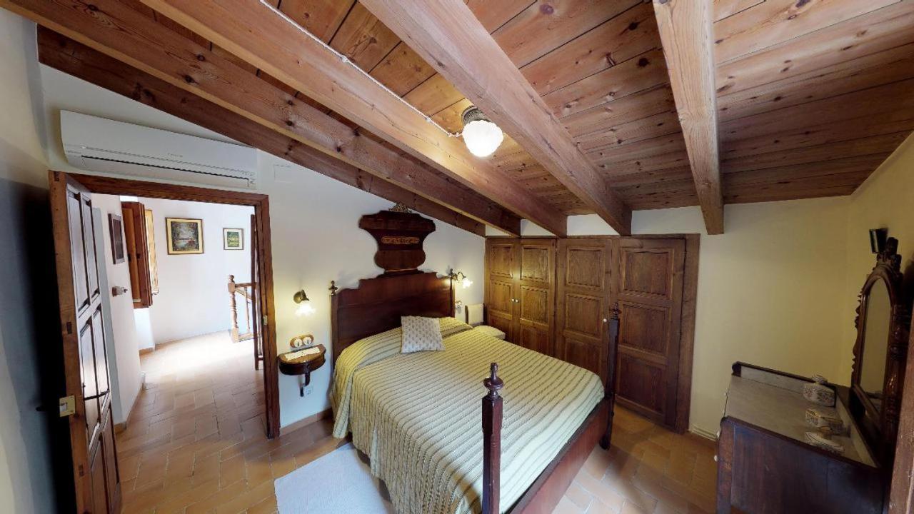 Burgues Santa Eulalia de Ronsana