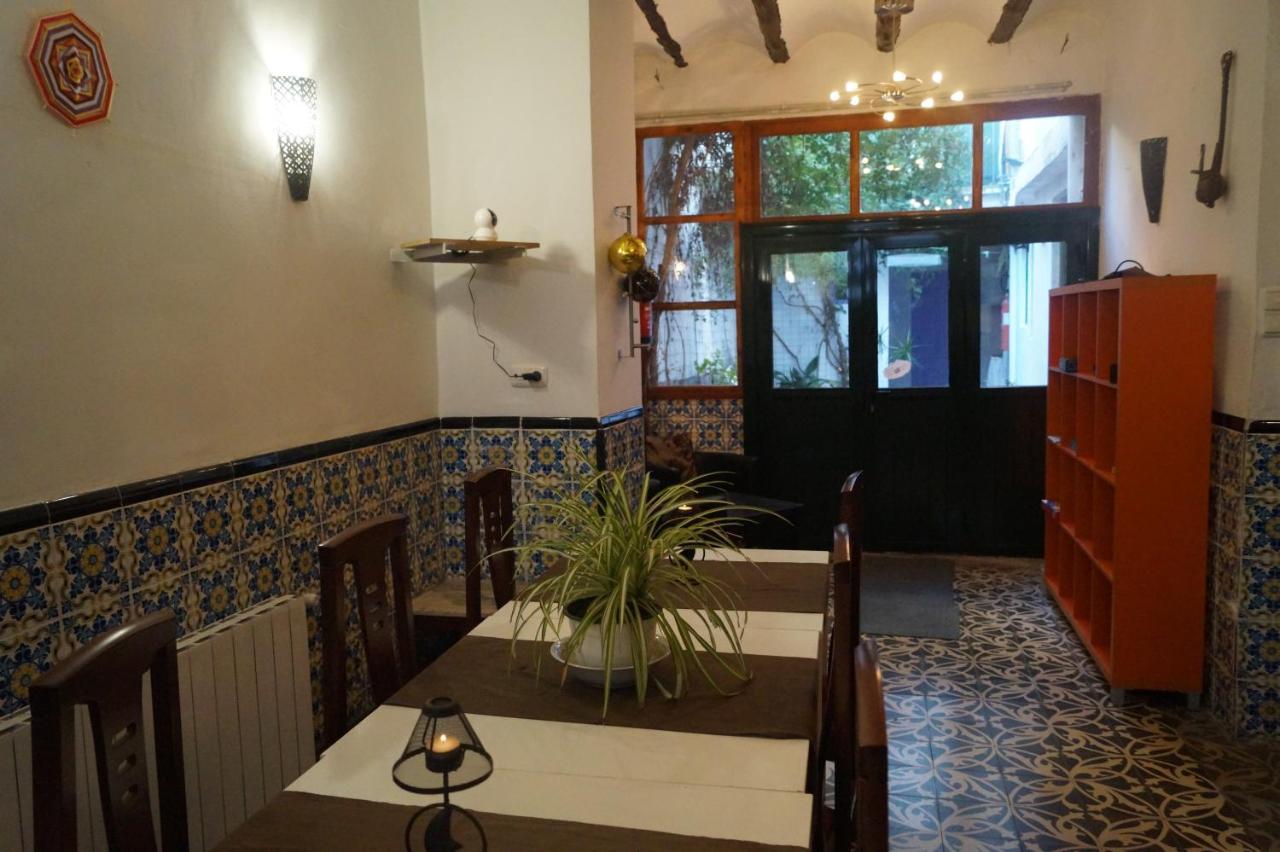 Casa Rural La Jara -fonda De Navarres- Navarres