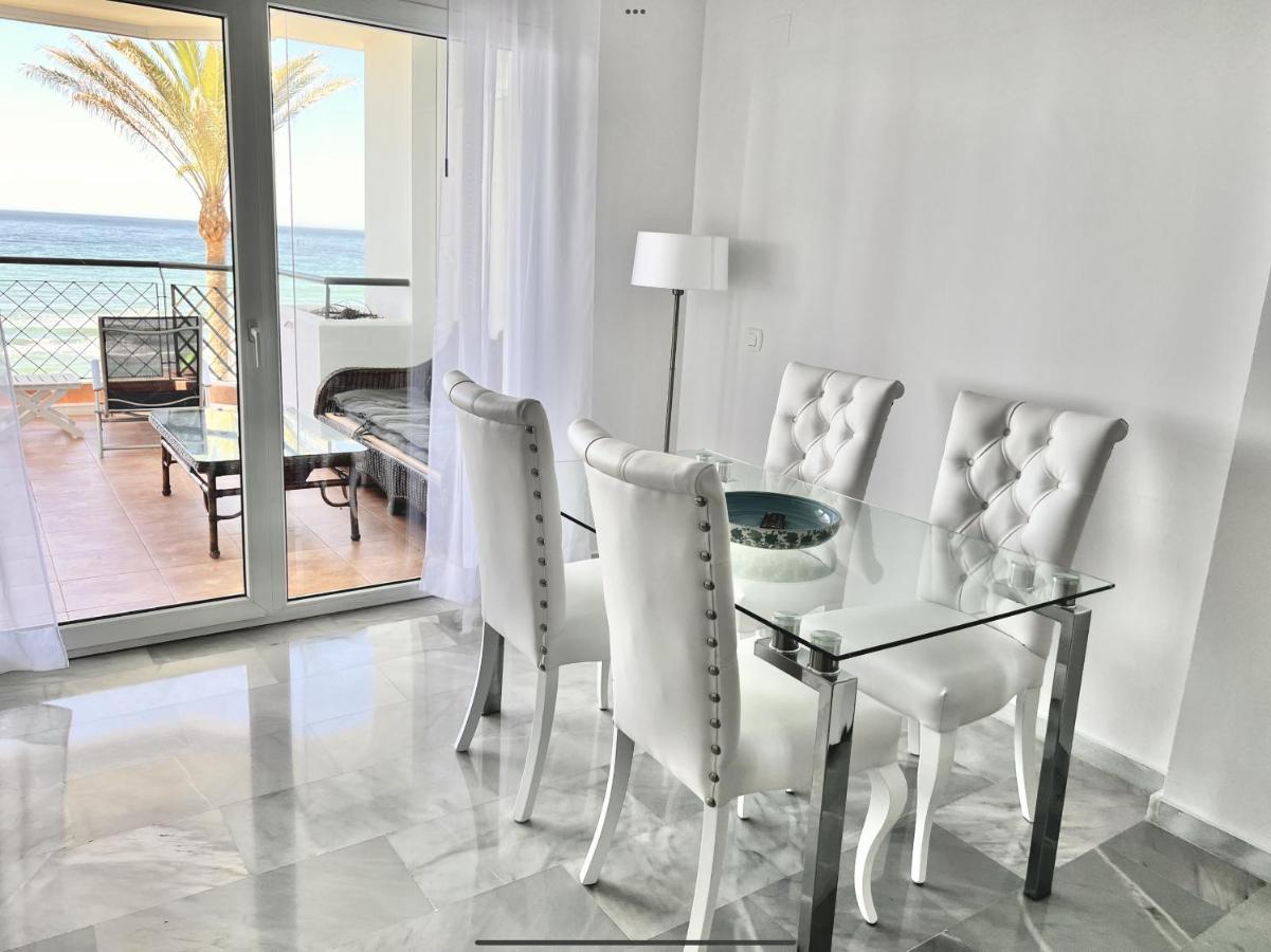 Mi Capricho 172 Beachfront Apartment