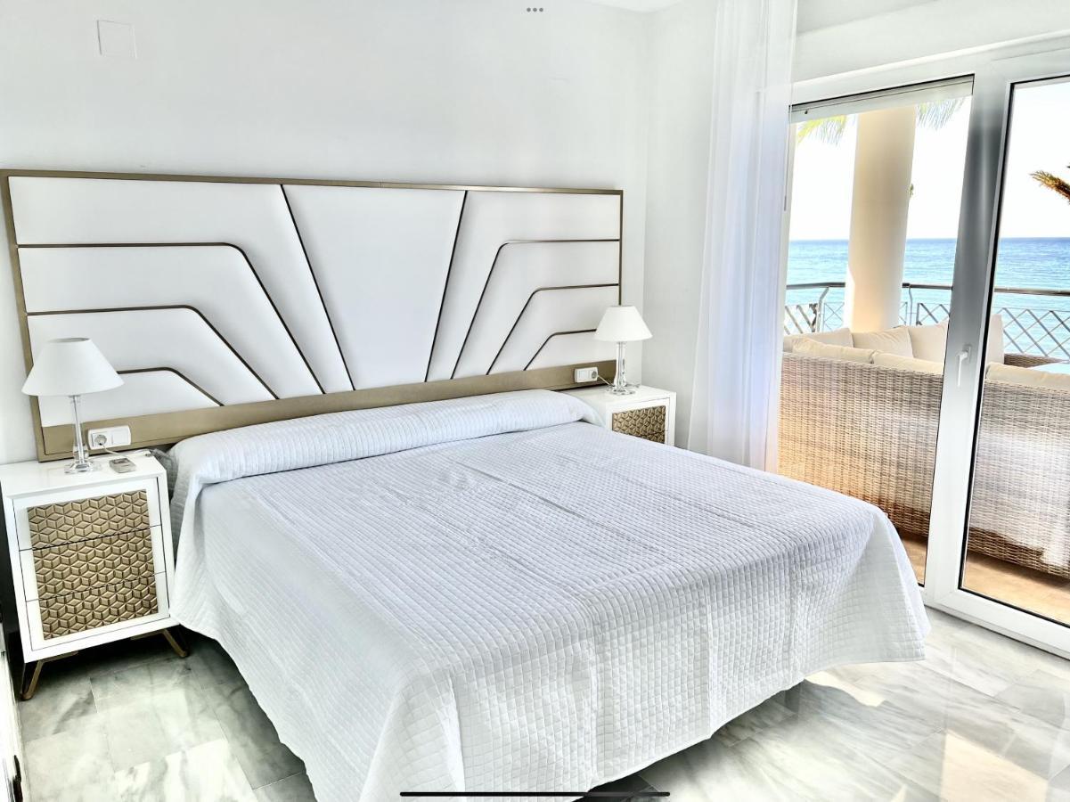 Mi Capricho 172 Beachfront Apartment