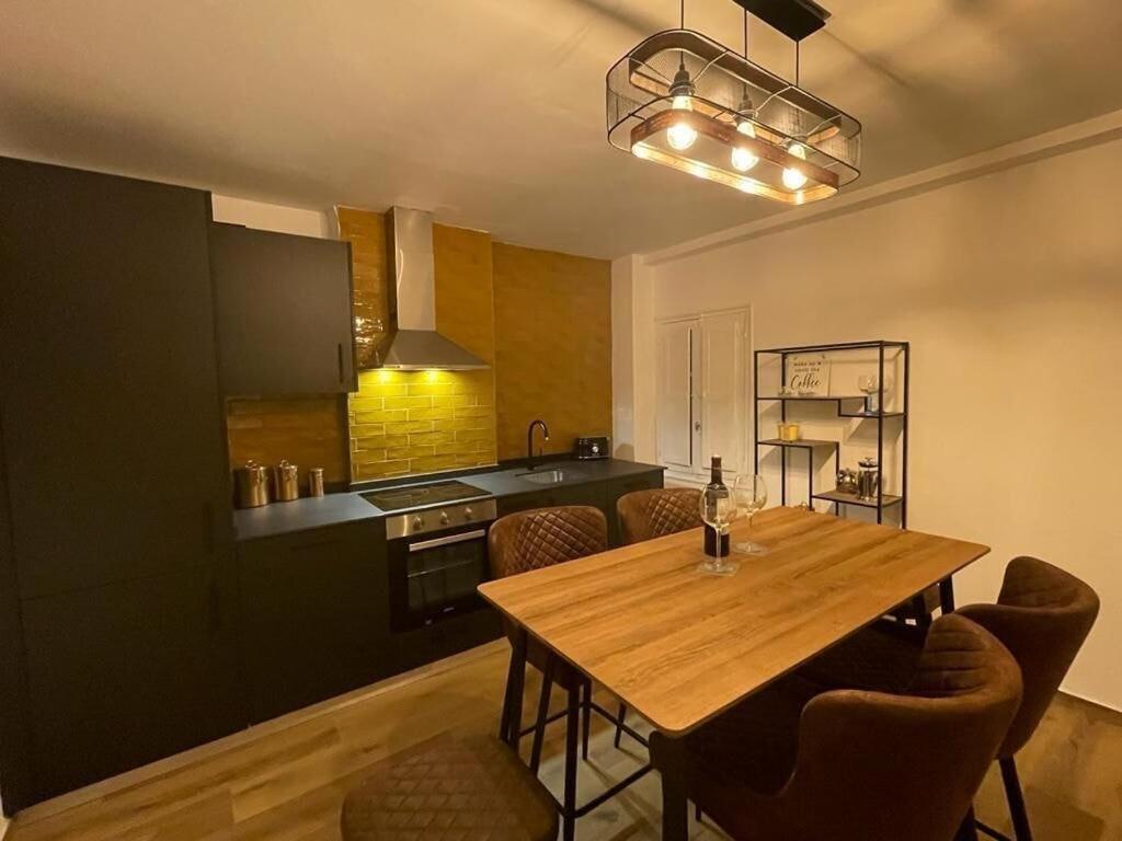 Casa Rie - In The Heart Of City, Next The The 'mercado' Apartamento *