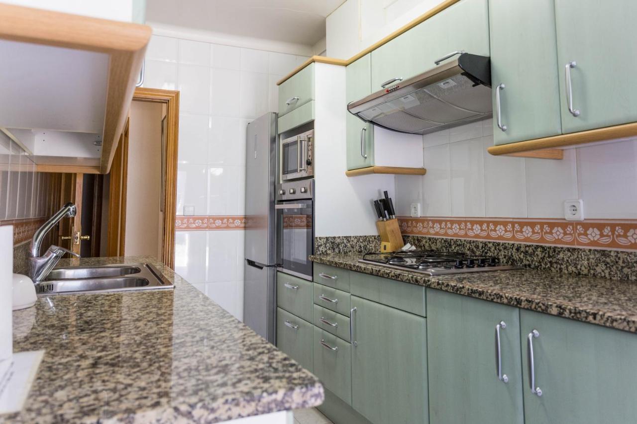 Casa Con Jardin-wifi Free Holiday home *