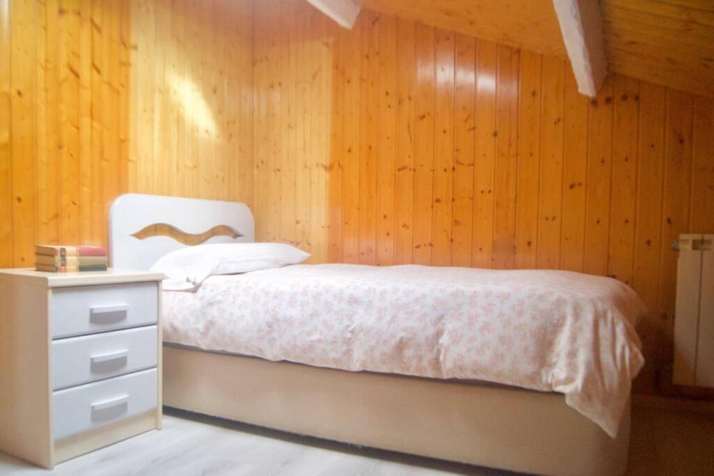 Apartment Atico De Madera En Rinlo, Ribadeo