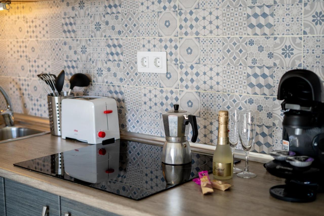Apartment New & Renovated Vacation *