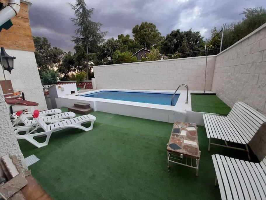 Holiday home Casa De Campo Con Piscina Y Barbacoa