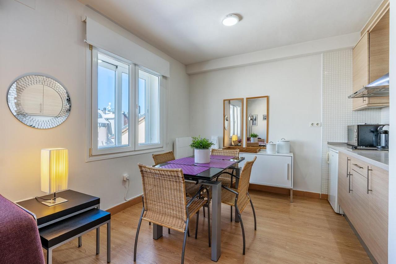 Apartment Candela *