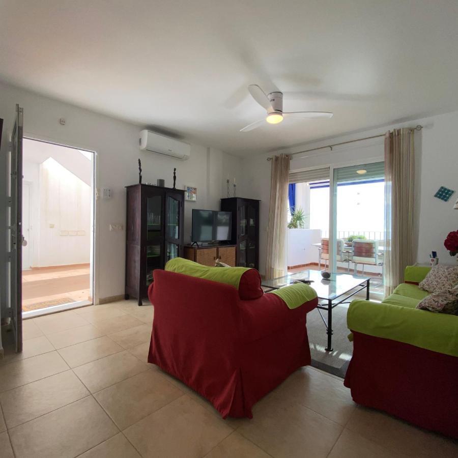 Apartamento Residencial Oasis 2 *
