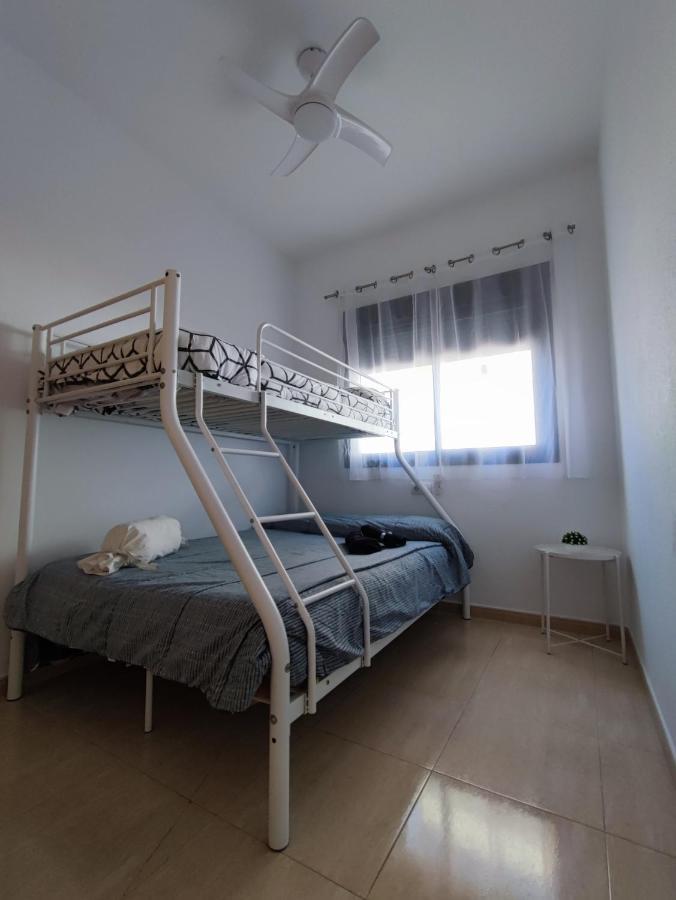 Con Patio, Piscina Y Parking Privado