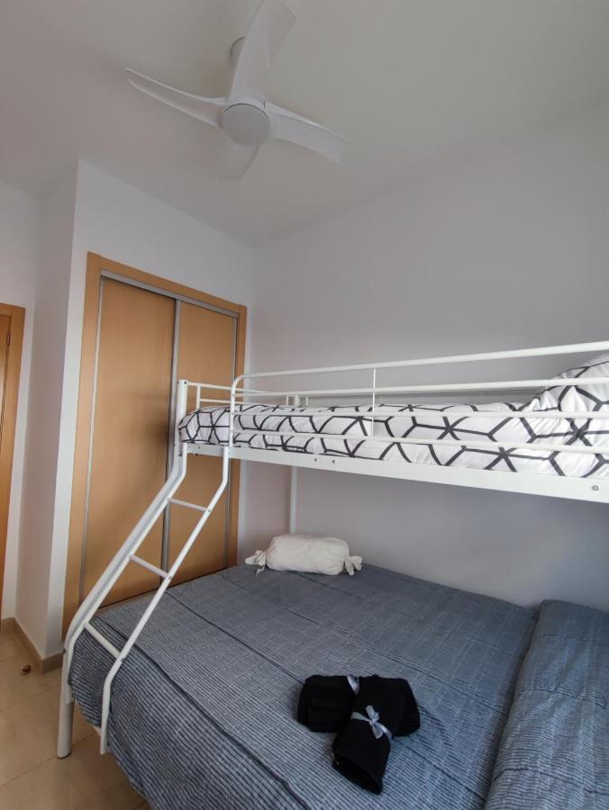 Con Patio, Piscina Y Parking Privado