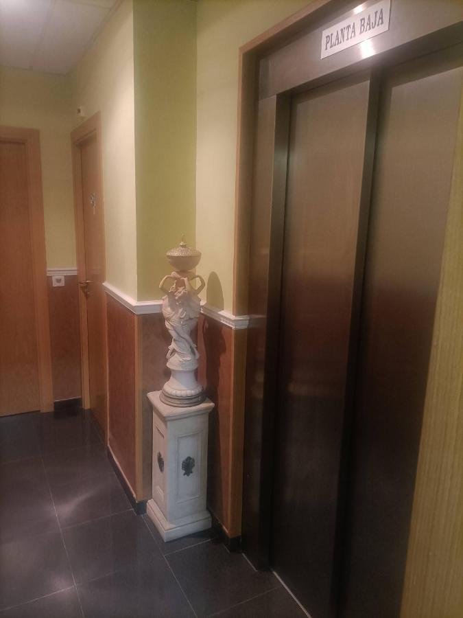 Pensión Hostal Mequinenza *