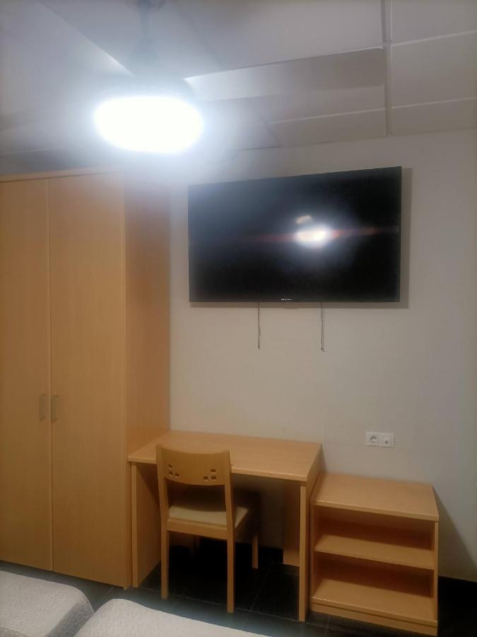 Hostal Mequinenza Pensión *