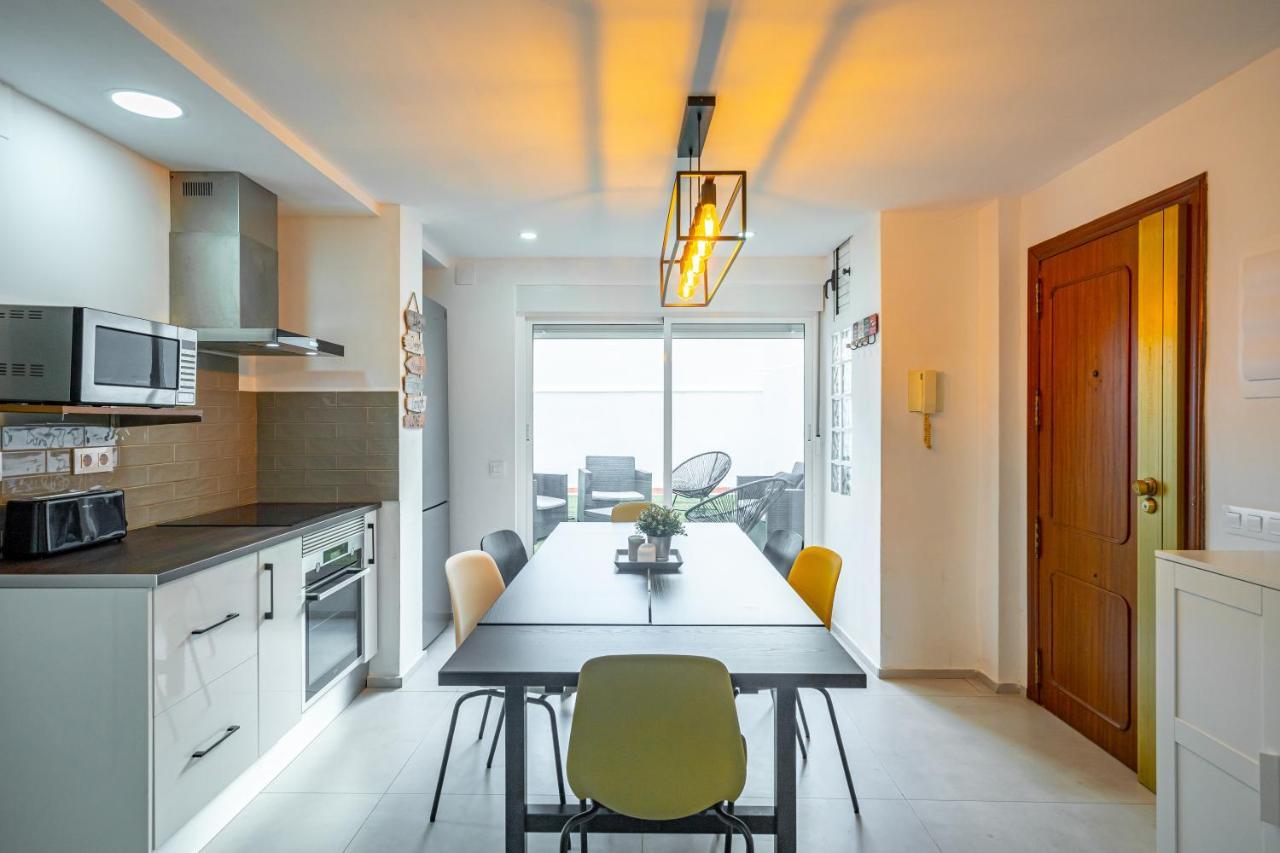 Sunny On Cabanal Beach Apartment