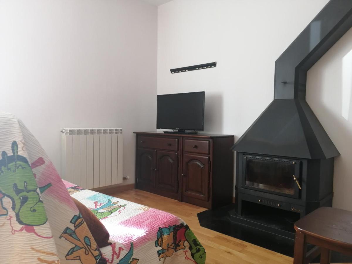 Triplex Con Chimenea Y Balcon Erta 4 Apartment *
