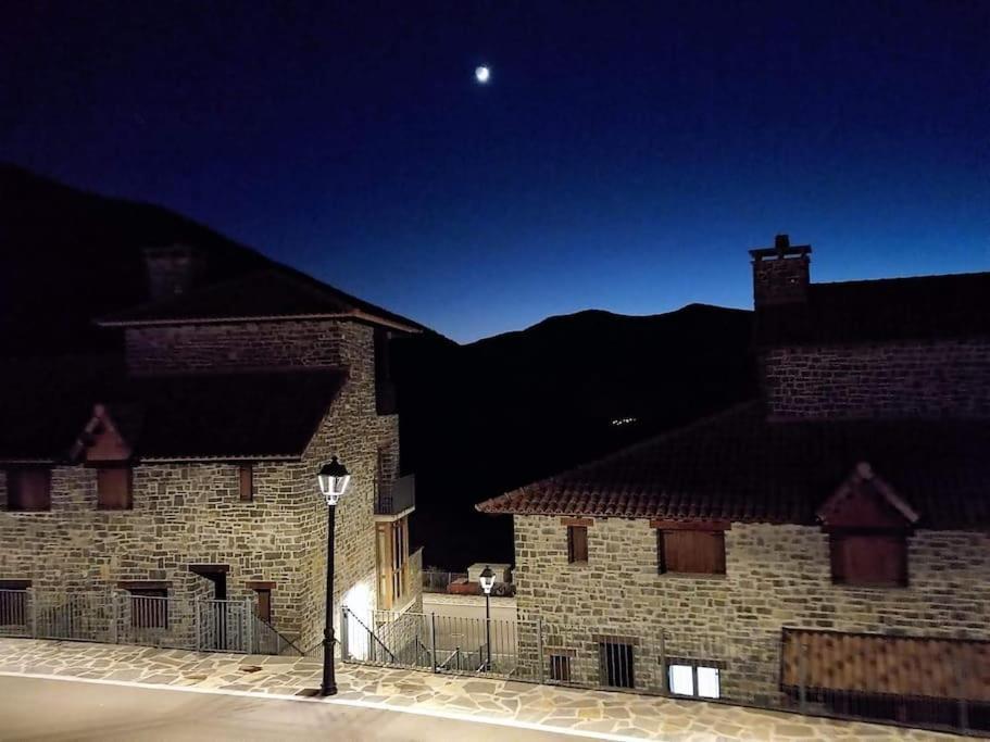 Casa Balcon De Pirineos - Biescas Apartment *