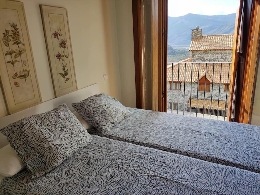 Casa Balcon De Pirineos - Biescas Apartment Gavin