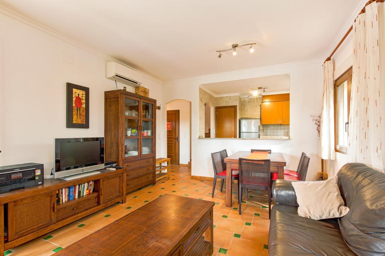 Villa El Palmar With 3 Bedrooms Close To The *