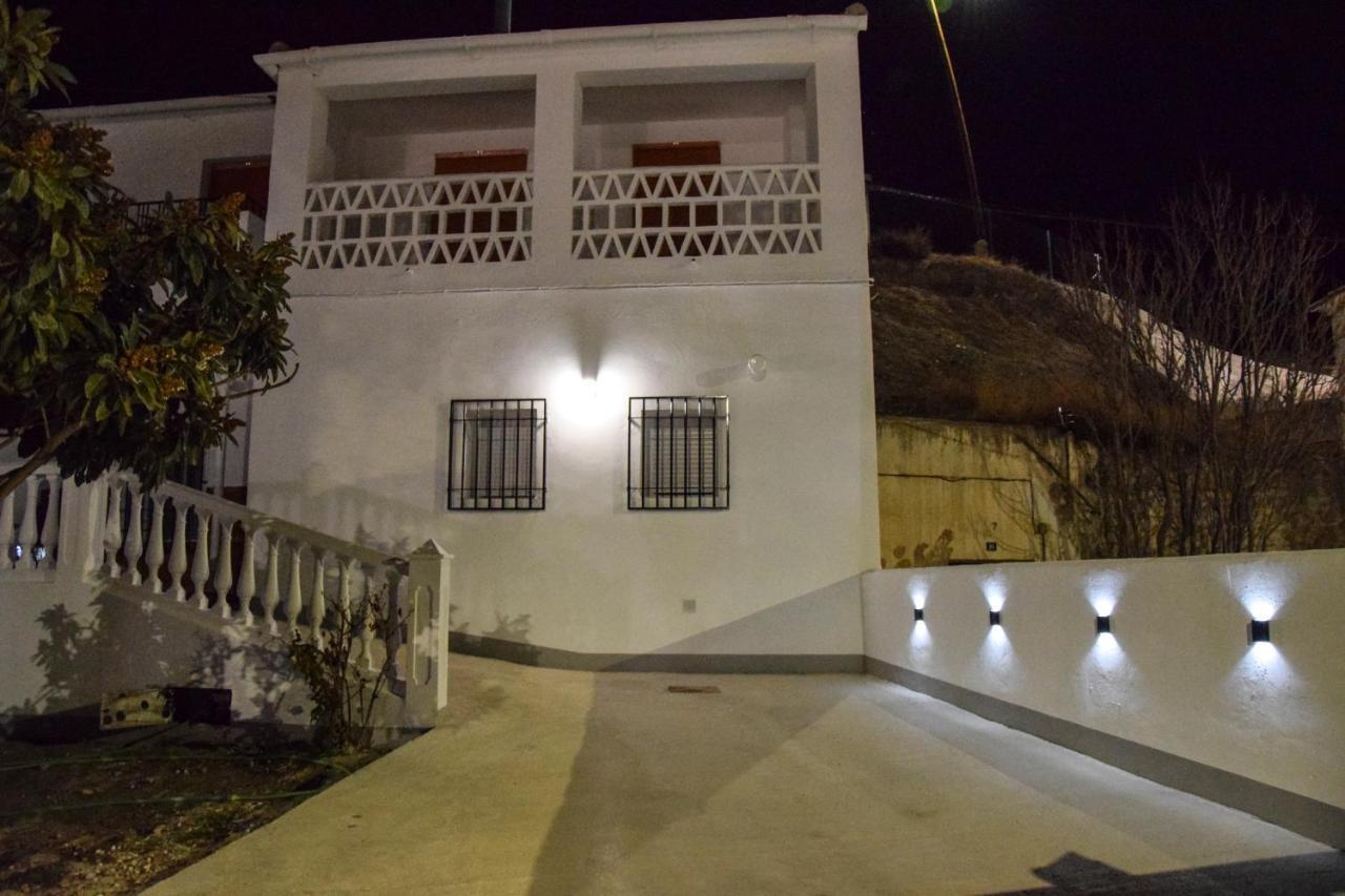 Сasa de vacaciones Cueva Rural Palmeras Benamaurel