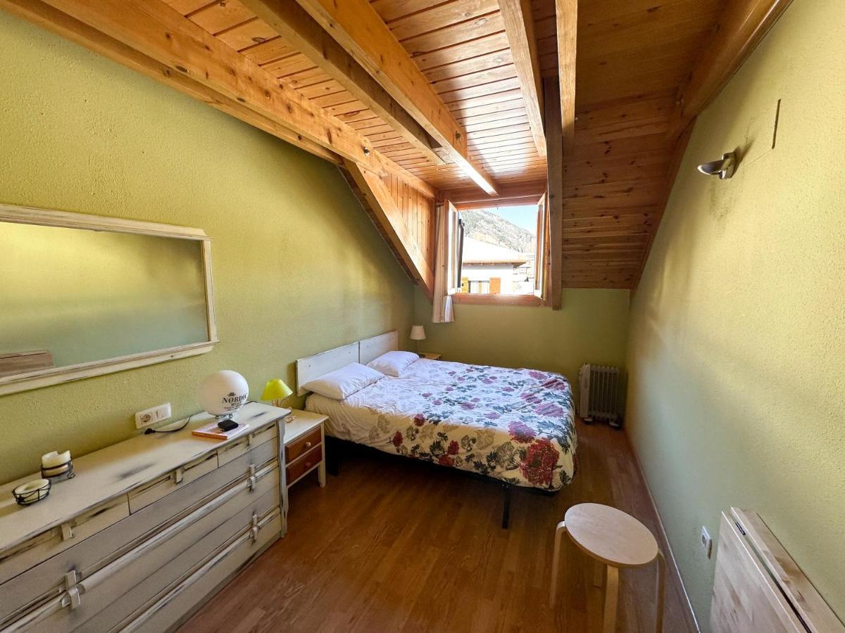 Apartamento Acogedor Atico Duplex En El Centro En Biescas/4pax *