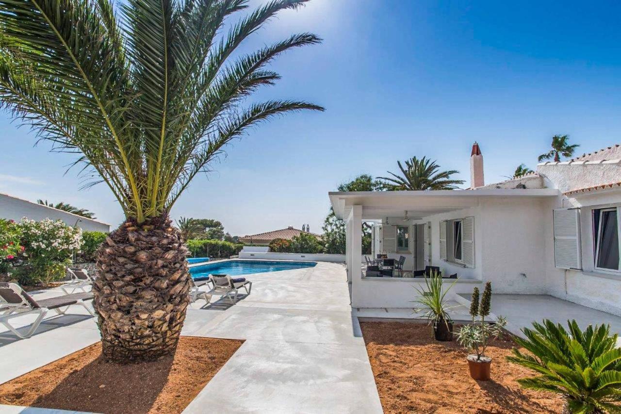 Eva Villa Binibeca