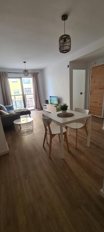 Lovely Apparment In Fornt Of The Port Of Gandia Apartment