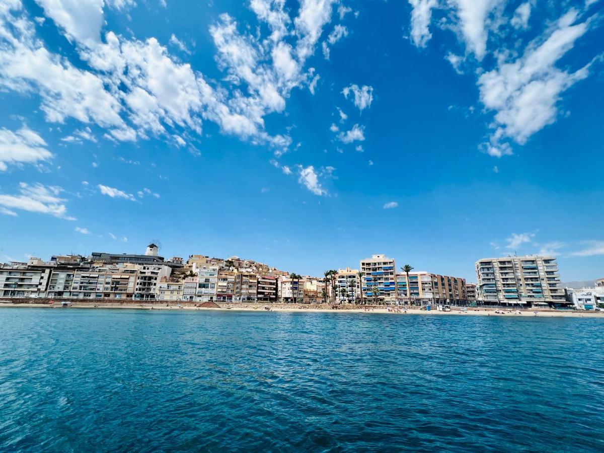 Primera Linea De Playa En Bahía De Levante,águilas Apartamento *