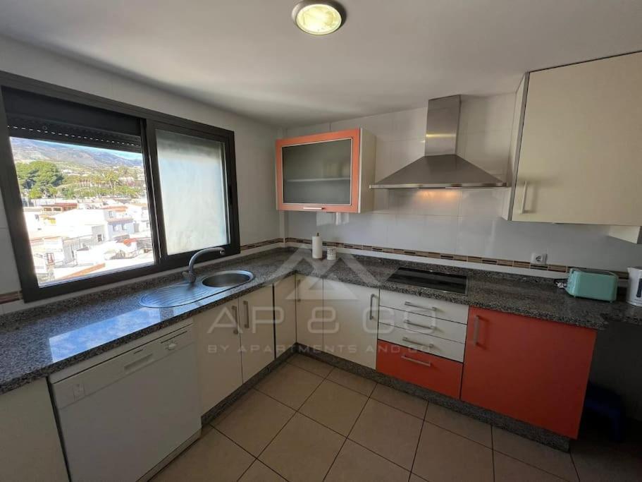 5 Square Apartment