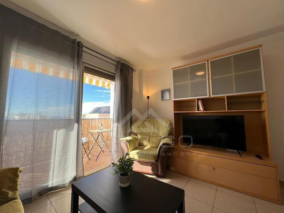Apartment 5 Square