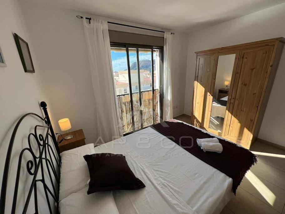 5 Square La Herradura (Granada)