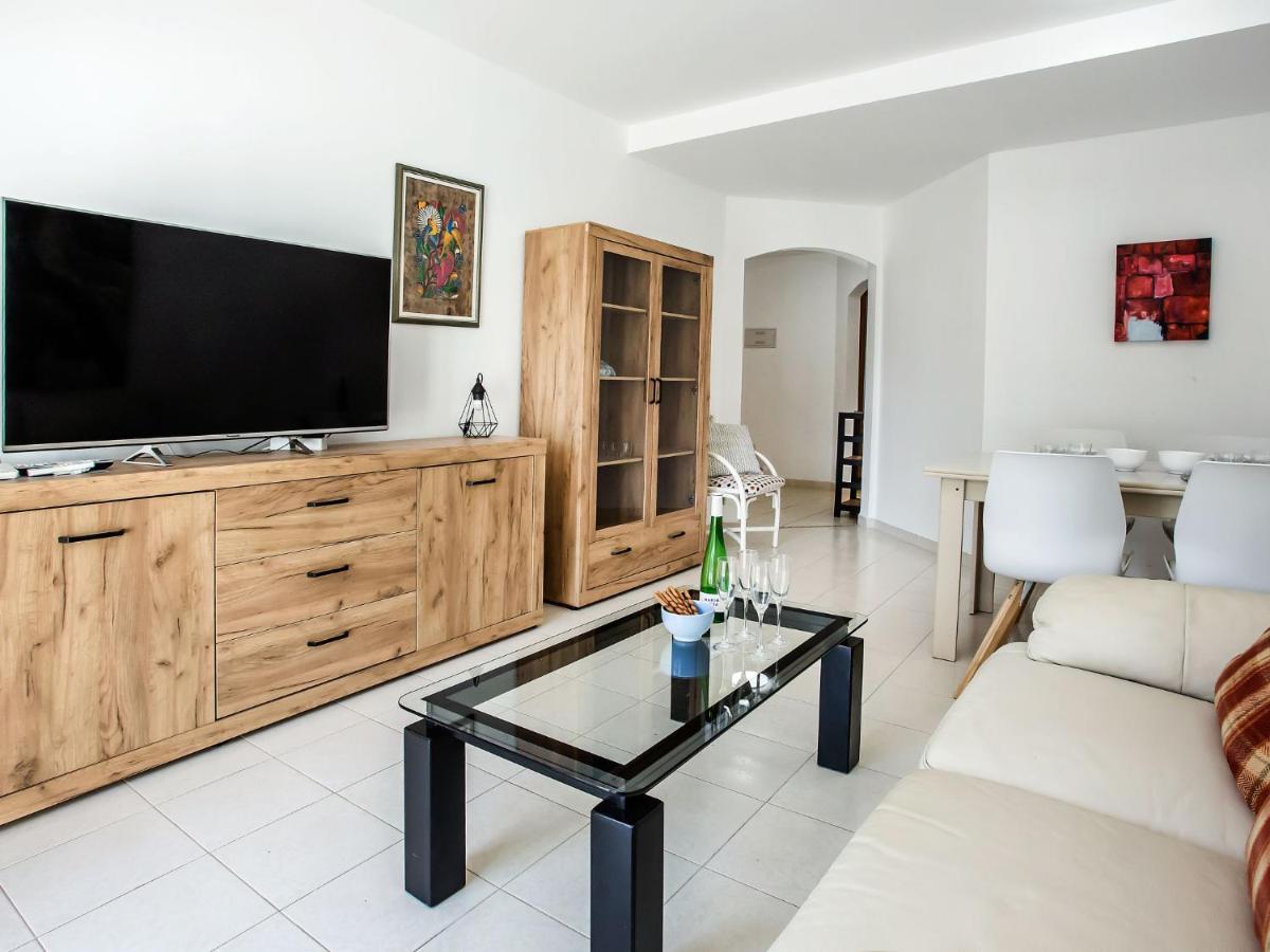 Las Bovetes By Interhome