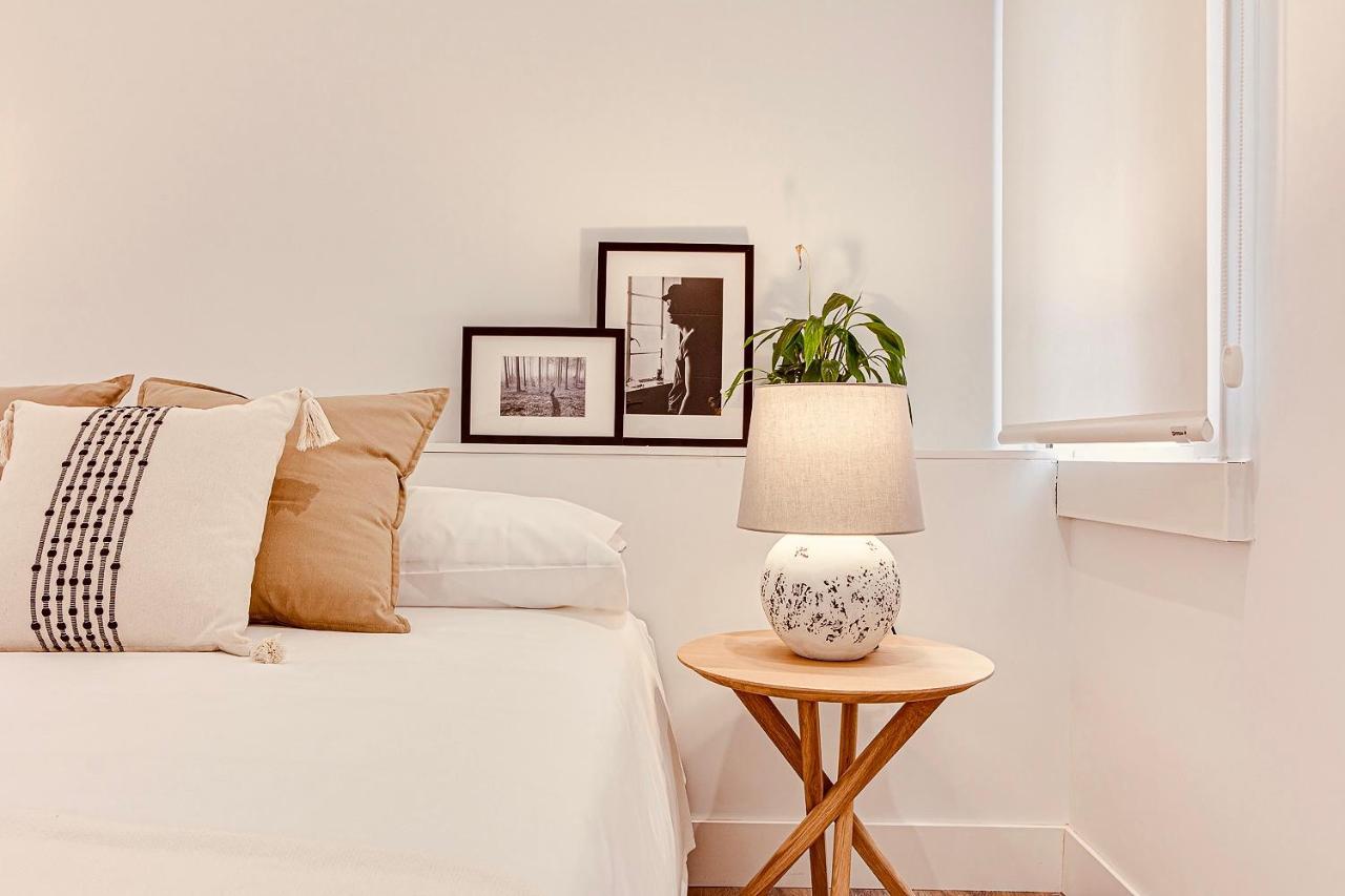 Main Street Deluxe Apartment *