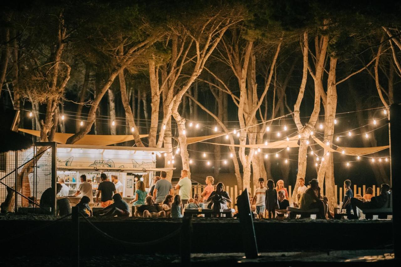 Tamarit Beach Resort Camping