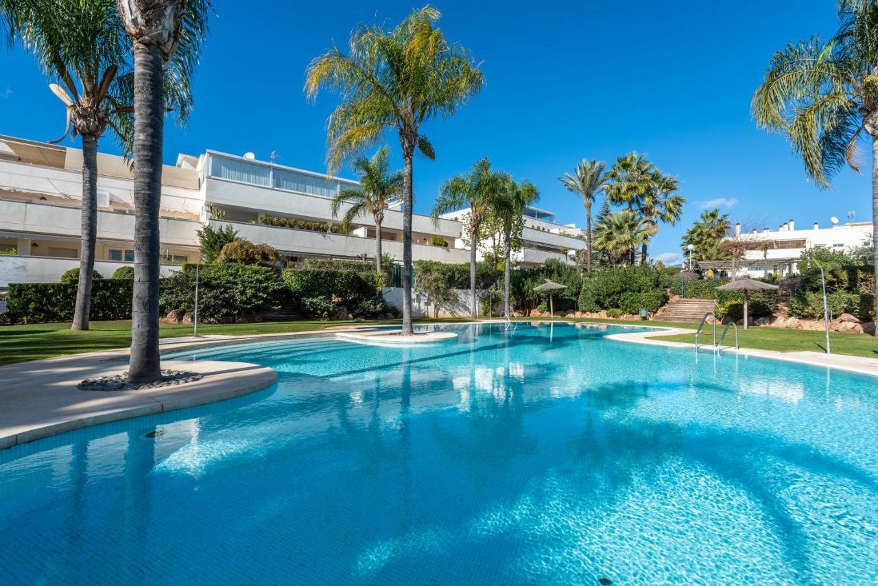 Apartamento Altos De Banus I Momento *
