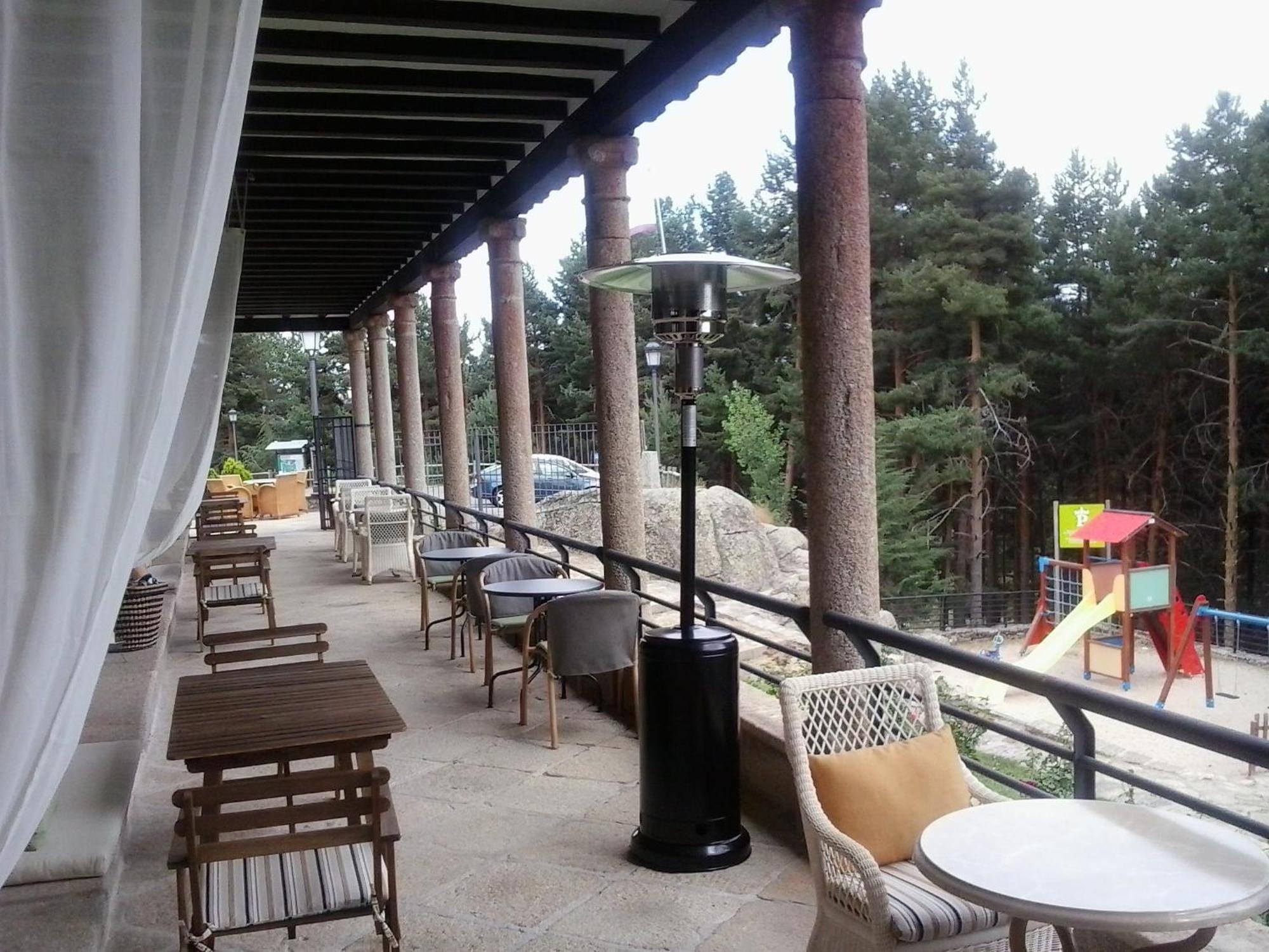 Hotel De Gredos 4*