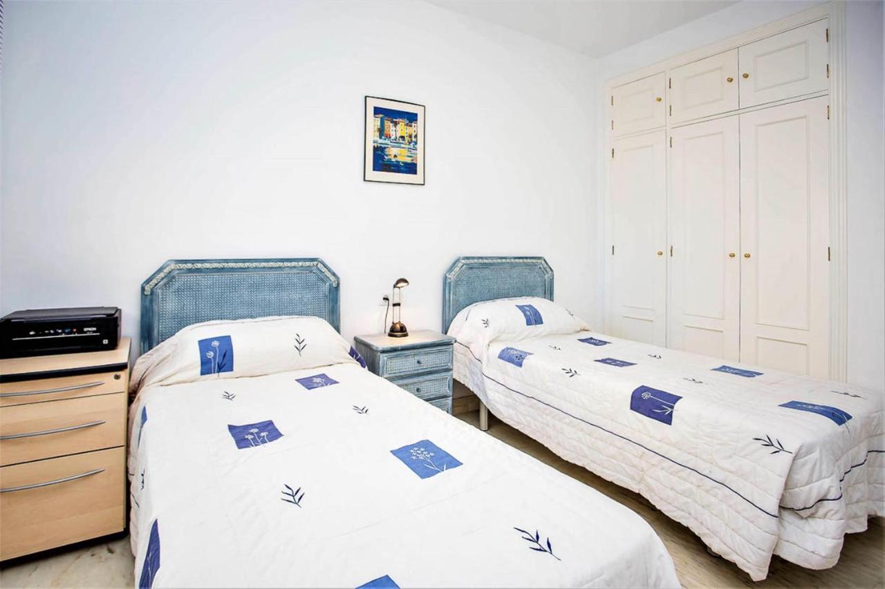 Lets In The Sun - - With Sea Or Pool Views * La Cala De Mijas
