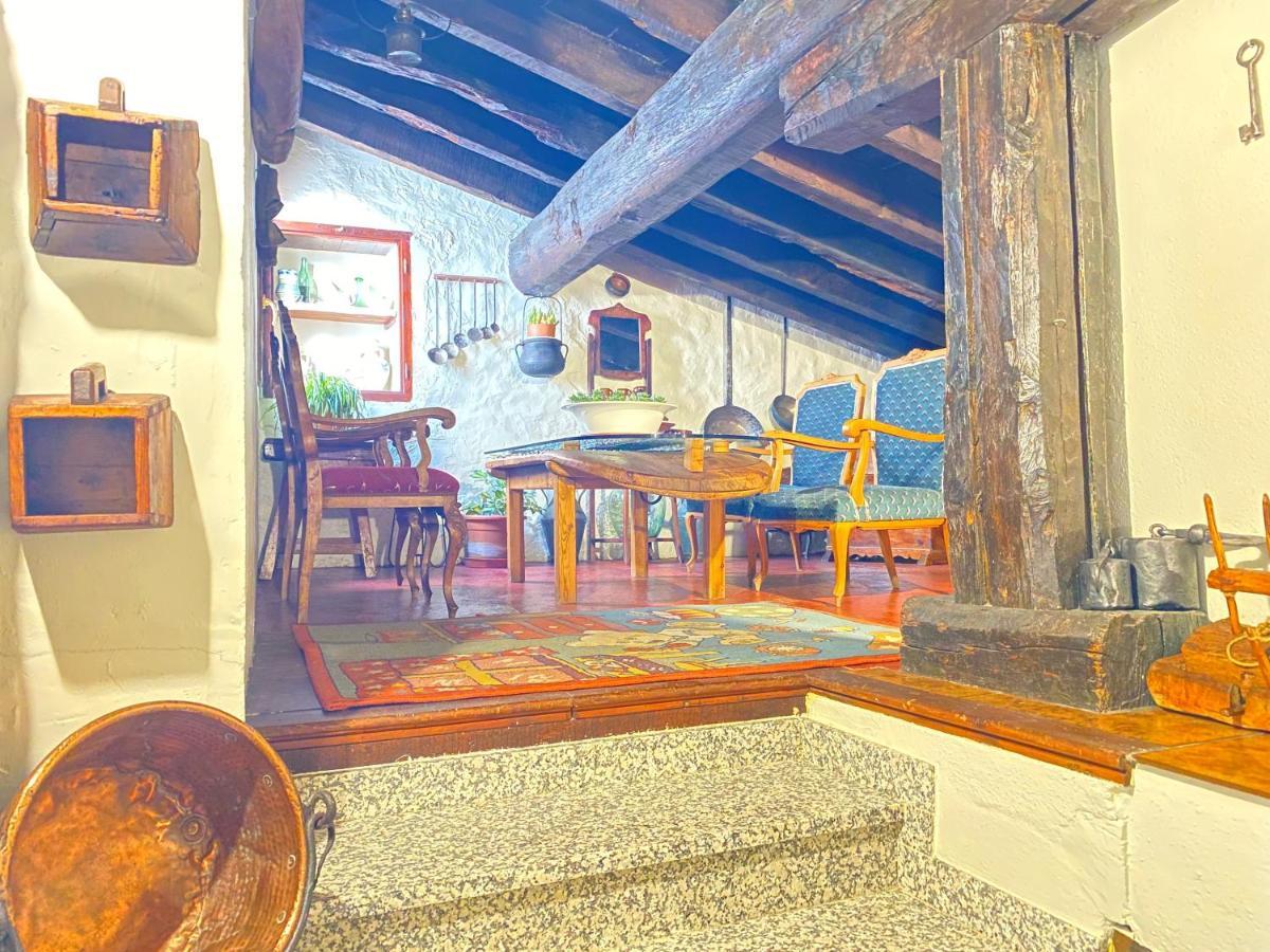 Pensión Casa Sara *