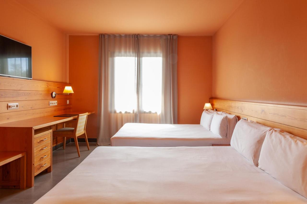 Montanya Hotel