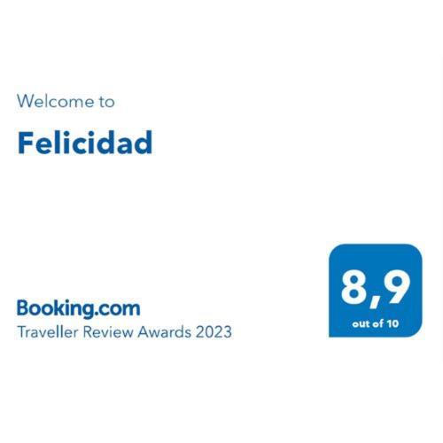 Felicidad Сasa de vacaciones *