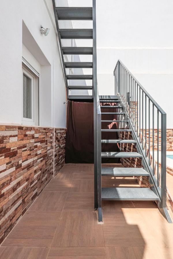 Casa A 5 Min De Sevilla Com Piscina Сasa de vacaciones
