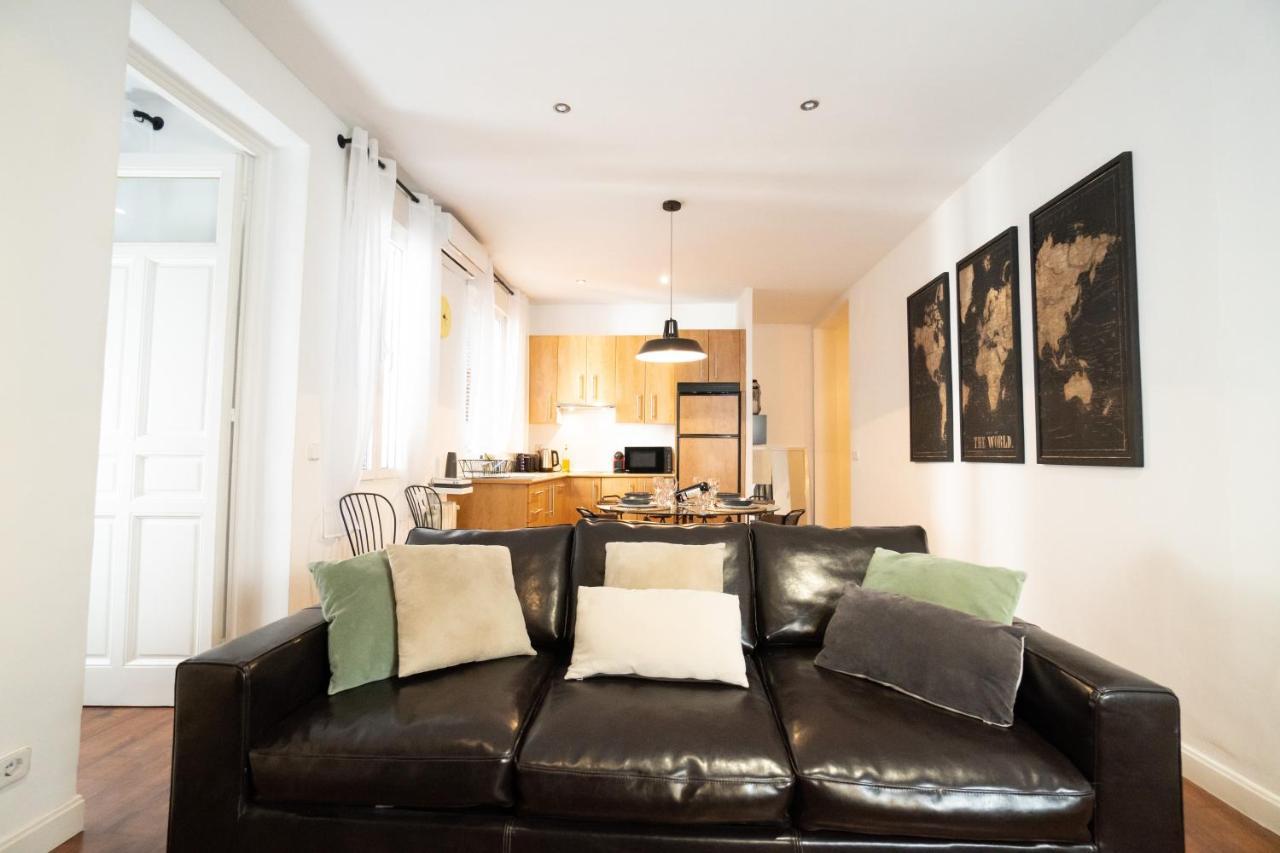 Modern In Downtown Area-2beds 1bath-plaza Mayor Apartamento