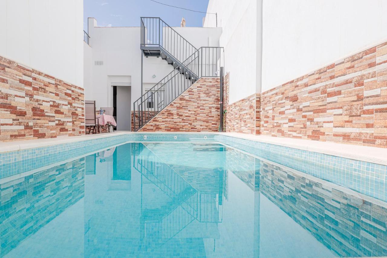 Сasa de vacaciones Casa A 5 Min De Sevilla Com Piscina Camas